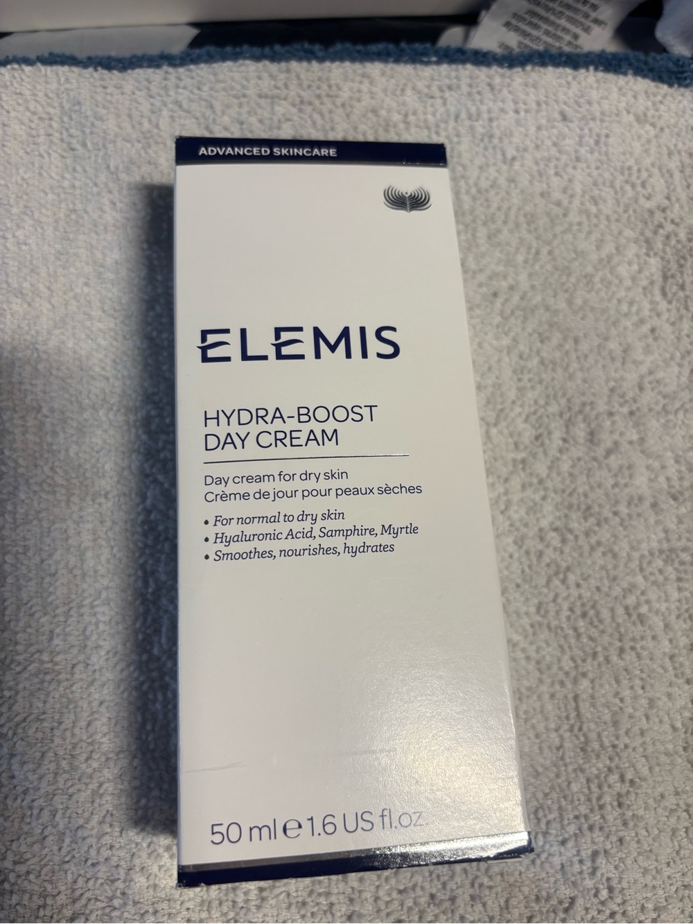 ELEMIS Hydra-Boost Day Cream — White and Navy Accents